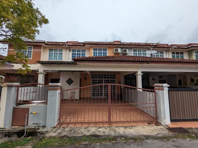 Terraced House for sale in Semabok, Malaka