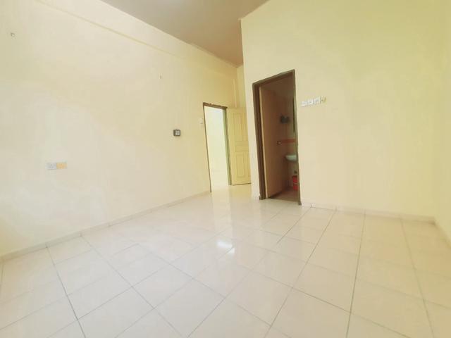 Apartment for sale in Malaka