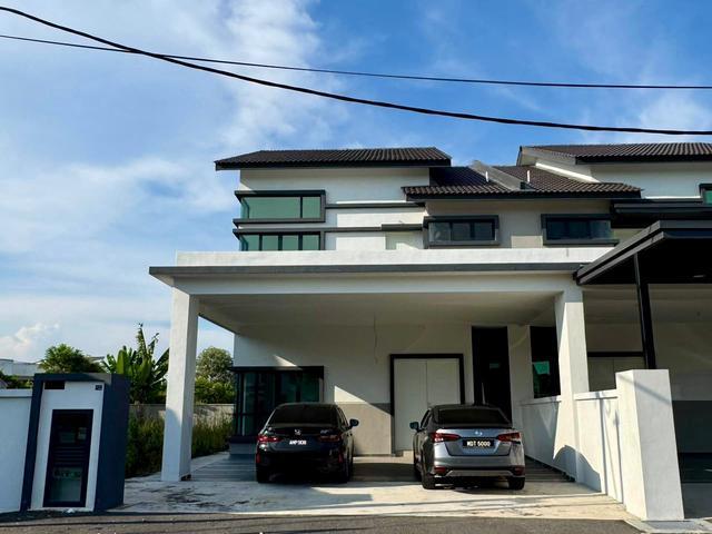 Residential House for sale in Durian Tunggal, Malaka