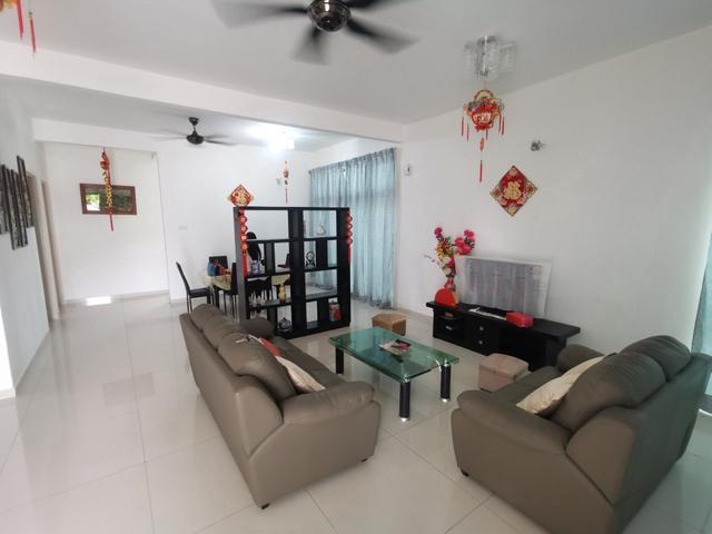 Residential House for sale in Malaka