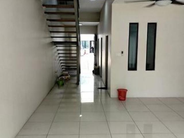 Terraced House for sale in Samarahan, Kota Samarahan