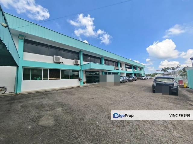 Warehouse for sale in Malaka