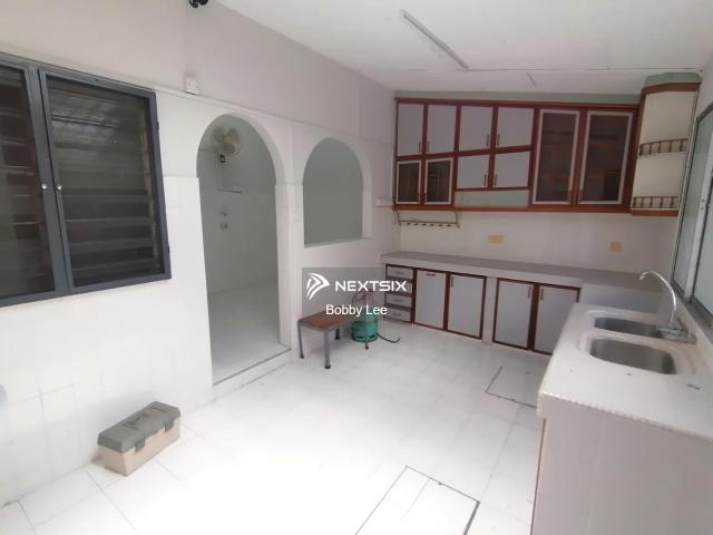 Residential House for sale in Country Heights Damansara, Kuala Lumpur