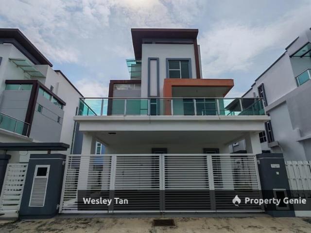 Bungalow for sale in Duyong, Malaka
