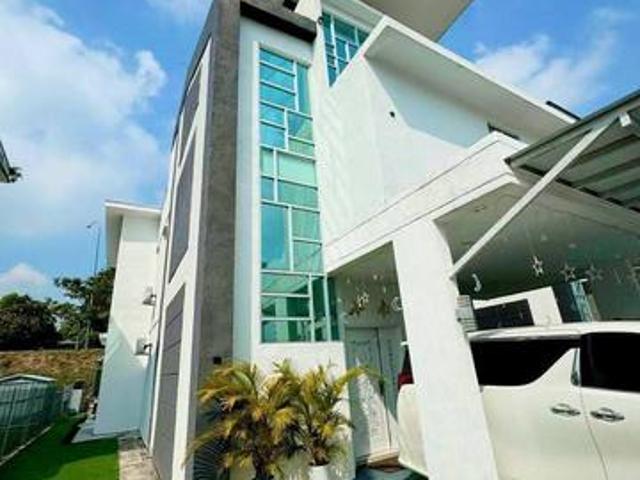 Bungalow for sale in Sendayan Village, Negeri Sembilan
