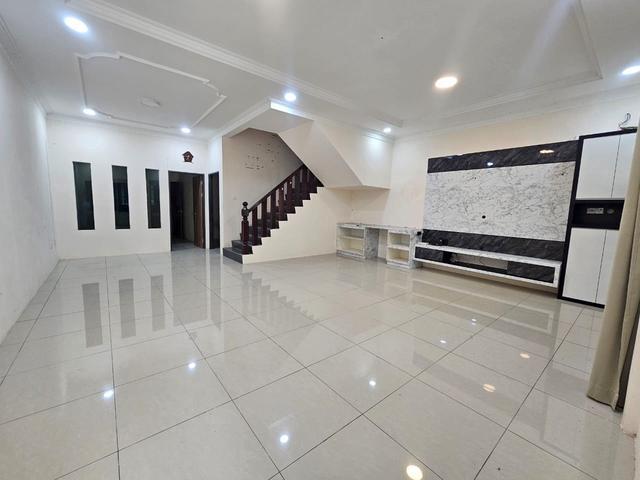Terraced House for sale in Kota Samarahan, Sarawak