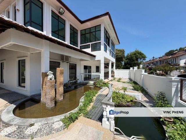 House for sale in Malaka