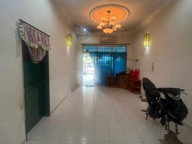 Terraced House for sale in Ulu Tiram, Johor