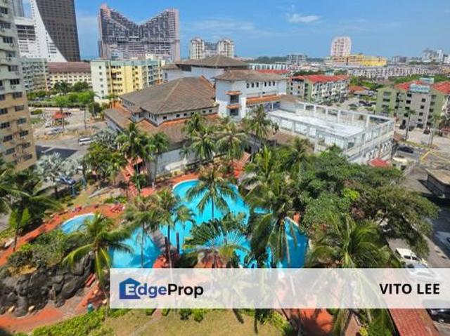 Condominium for sale in Malaka
