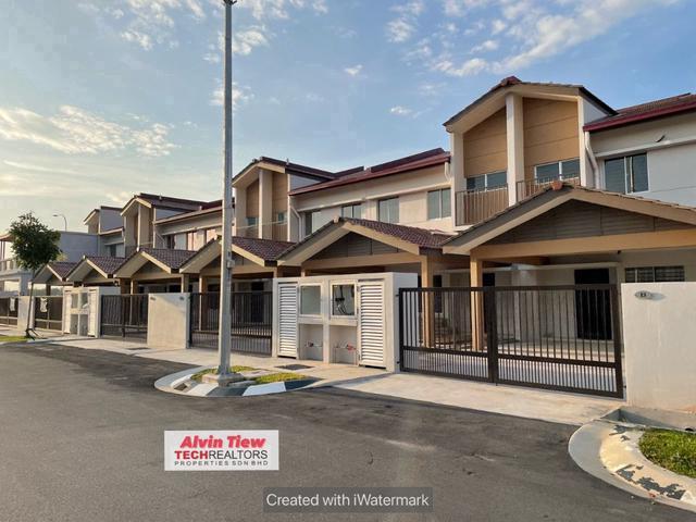 Terraced House for sale in Wellesley, Penang