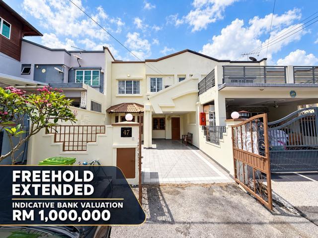Terraced House for sale in Country Heights Damansara, Kuala Lumpur