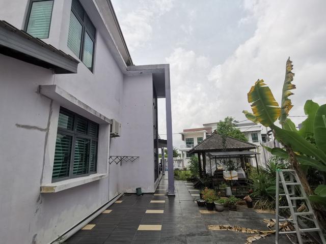 Residential House for sale in Malaka
