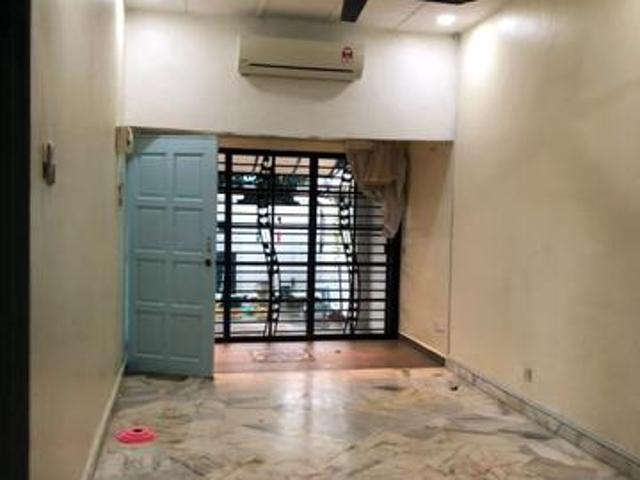 Terraced House for sale in Petaling, Subang Jaya
