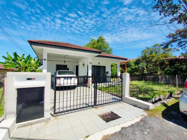 Bungalow for sale in Petaling, Subang Jaya