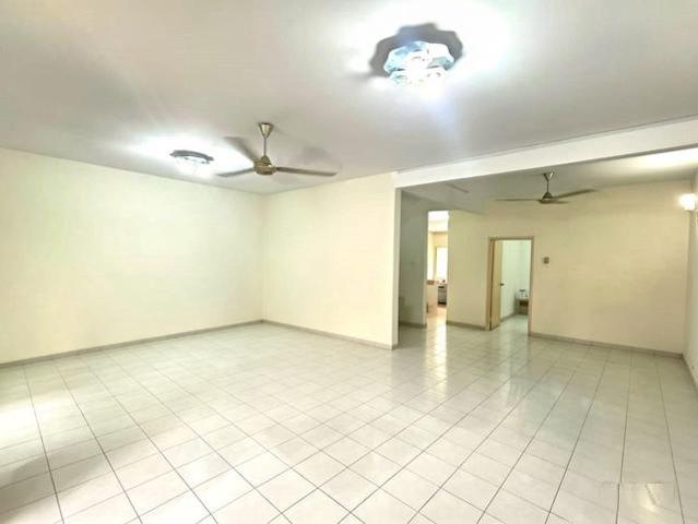 Terraced House for sale in Petaling, Subang Jaya