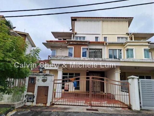 Residential House for sale in Petaling, Subang Jaya