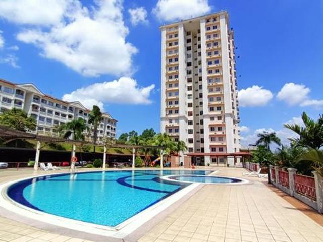 Condominium for sale in Petaling, Subang Jaya