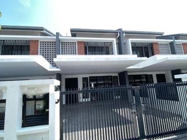 Terraced House for sale in Shah Alam, Petaling