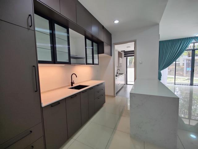 Terraced House for sale in Tanjong Sepat, Selangor
