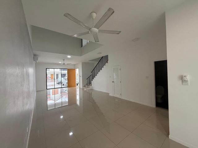 Terraced House for sale in Tanjong Sepat, Selangor