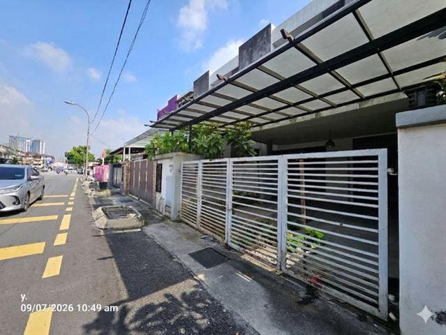 Terraced House for sale in Country Heights Damansara, Kuala Lumpur