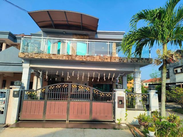 Terraced House for sale in Malaka
