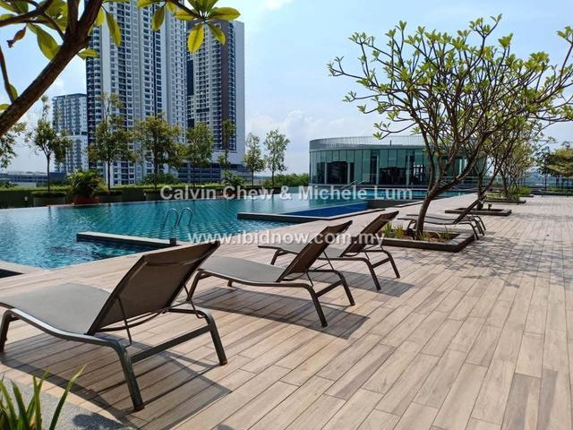 Serviced Residence for sale in Wellesley, Penang
