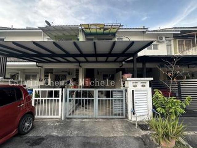 Townhouse for sale in Petaling, Subang Jaya