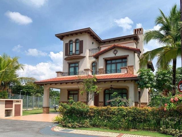 Bungalow for sale in Kajang, Langat