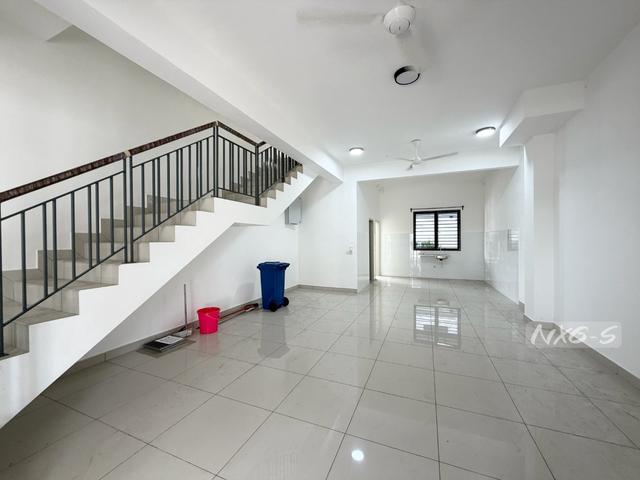 Terraced House for sale in Zon Perindustrian Bebas Telok Panglima Garang, Teluk Panglima Garang