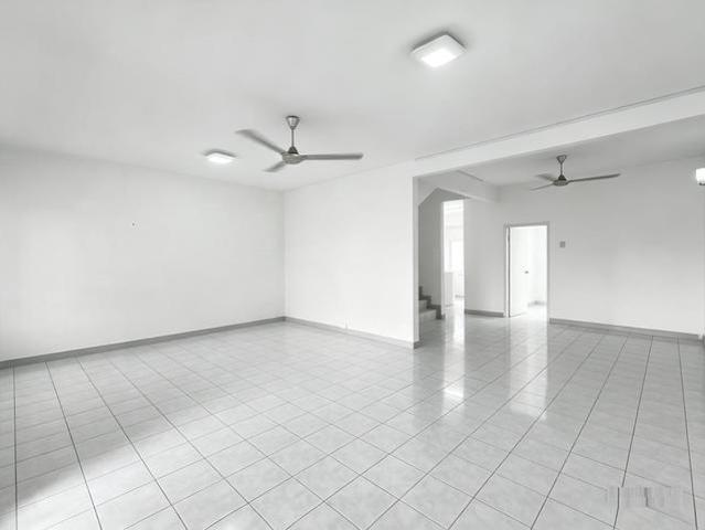 Terraced House for sale in Petaling, Subang Jaya