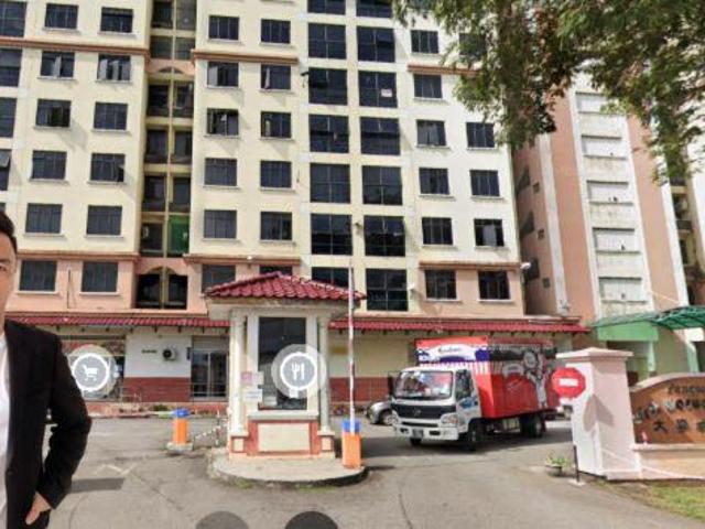 Apartment for sale in Malaka