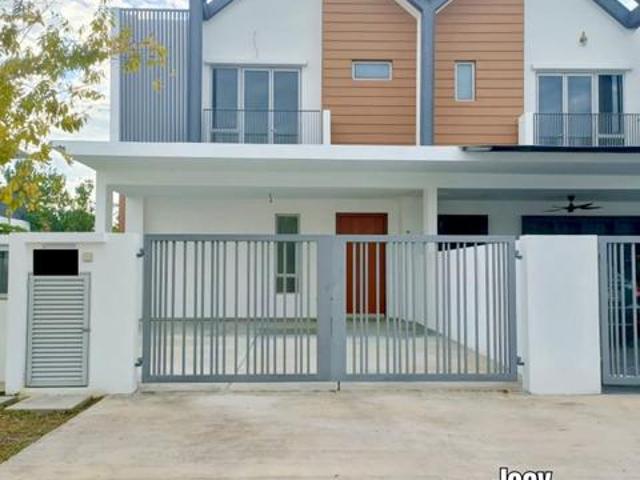 Terraced House for sale in Tanjong Sepat, Selangor