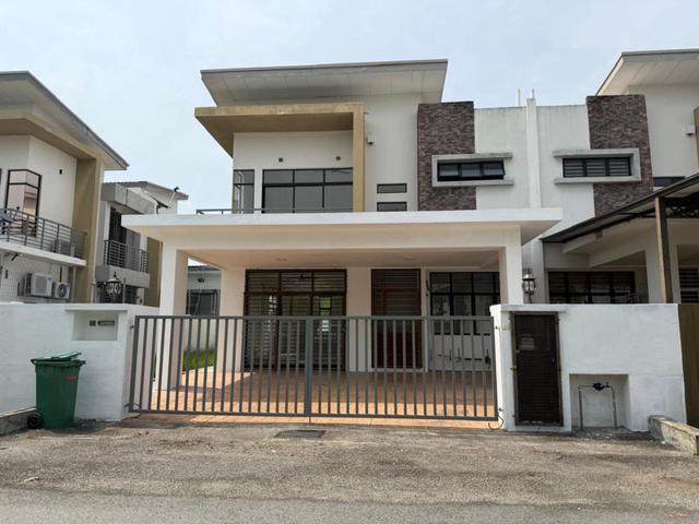 Residential House for sale in Kajang, Langat