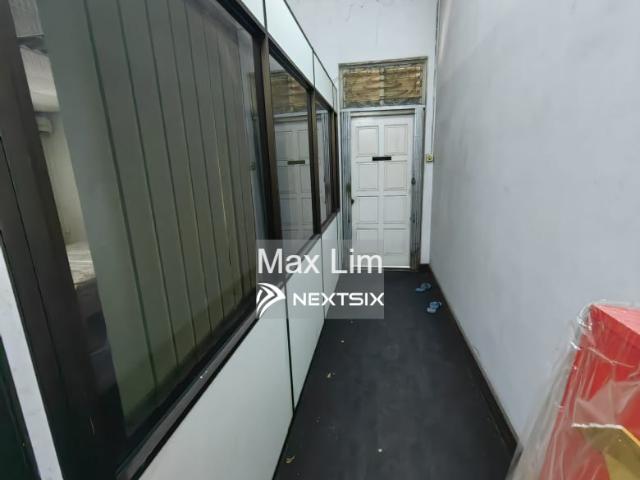 Residential House for sale in Jelutong, Penang