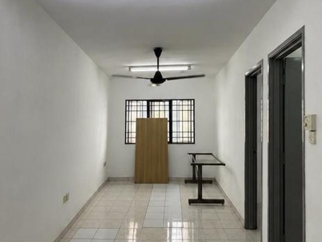 Apartment for sale in Petaling, Damansara Damai