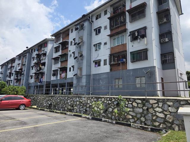 Apartment for sale in Kajang, Langat
