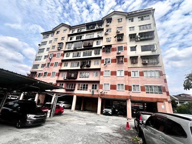 Apartment for sale in Petaling, Subang Jaya