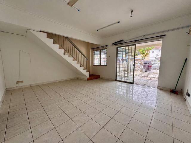 Terraced House for sale in Petaling, Subang Jaya