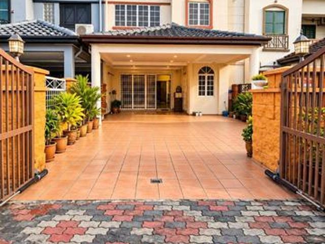 Terraced House for sale in Bukit Jelutong, Shah Alam