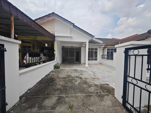 Terraced House for sale in Nilai, Negeri Sembilan