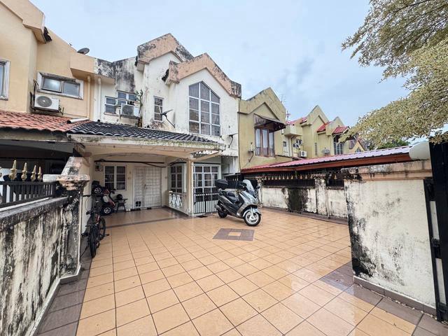Terraced House for sale in Langat, Selangor