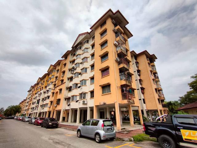 Apartment for sale in Petaling, Damansara Damai
