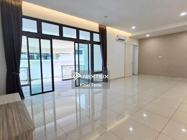 Residential House for sale in Puchong, Majlis Bandaraya Subang Jaya