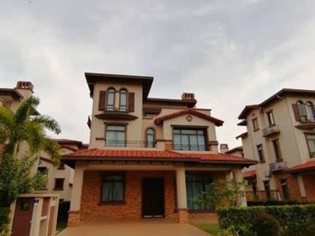 Bungalow for sale in Kajang, Langat