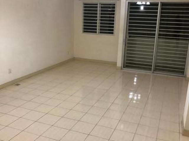 Condominium for sale in Seri Kembangan, Majlis Bandaraya Subang Jaya