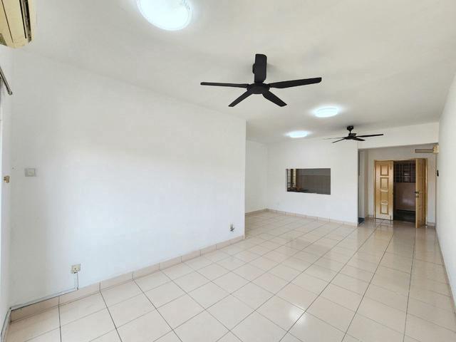 Apartment for sale in Country Heights Damansara, Kuala Lumpur