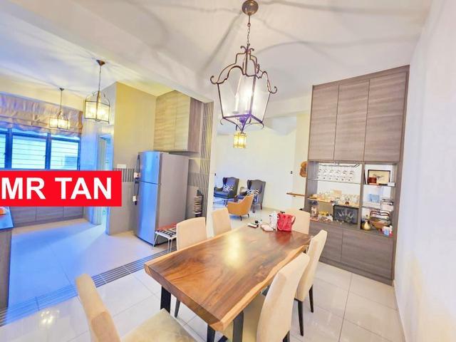 Townhouse for sale in Petaling, Subang Jaya