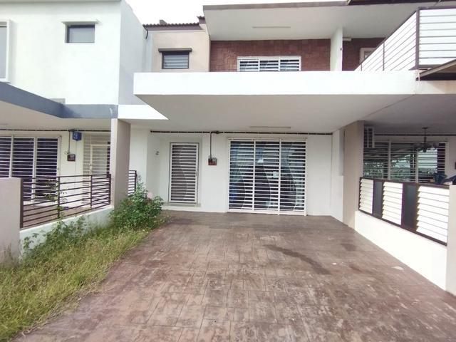 Terraced House for sale in Tanjong Sepat, Selangor