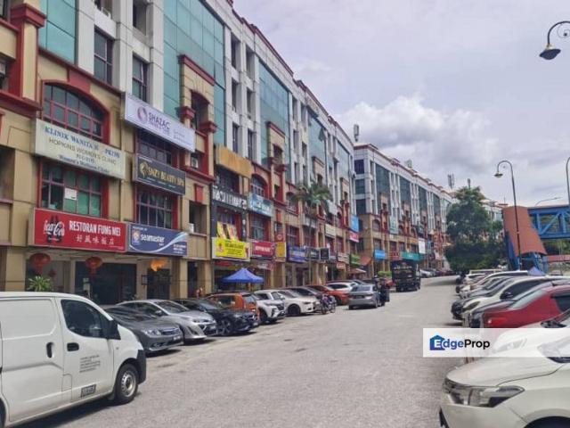 Shop for sale in Petaling, Damansara Damai
